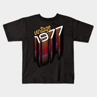 Vintage Made in 1977 ))(( Retro Birthday Year Gift Kids T-Shirt